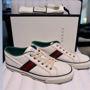 GUCCI GG TENNIS 1977 LOW TOP SNEAKER -WHITE CANVAS -MEN’S US 9